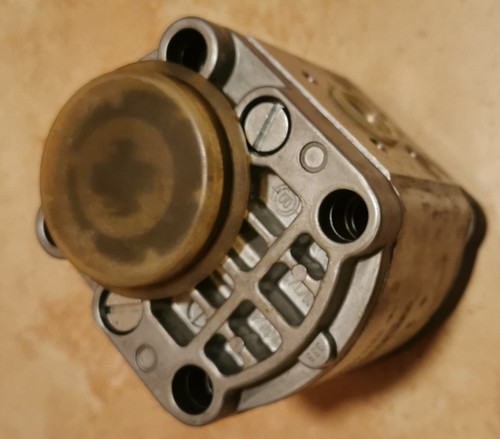 Bosch hydraulikmotor - •,